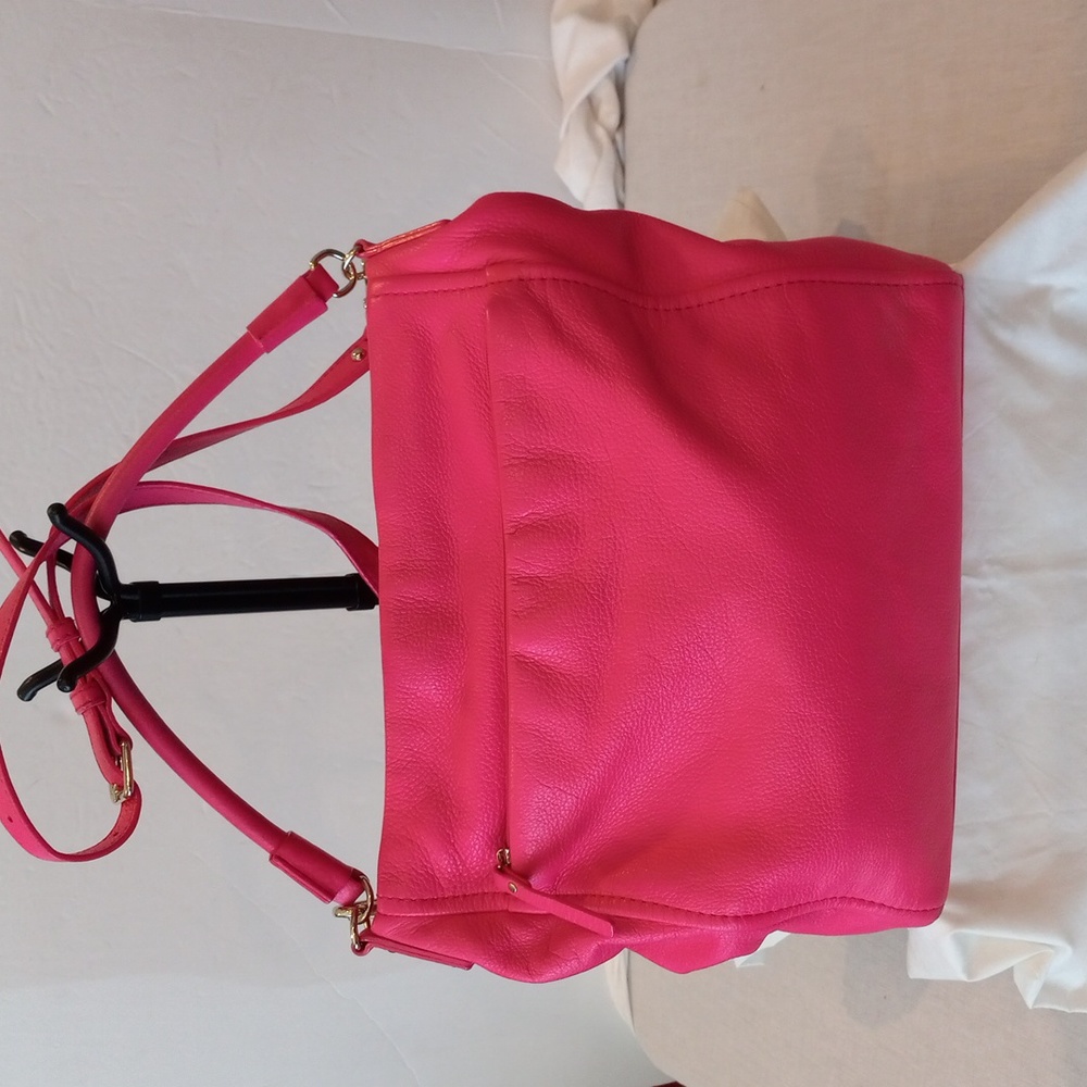 Handbag - Picture 2 of 16